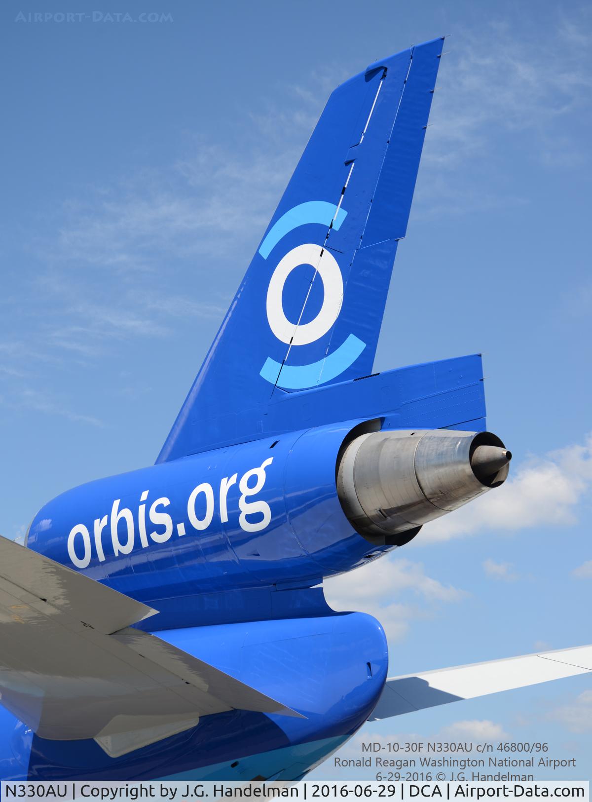N330AU, 1973 McDonnell Douglas MD-10-30F C/N 46800, Tail logo.
