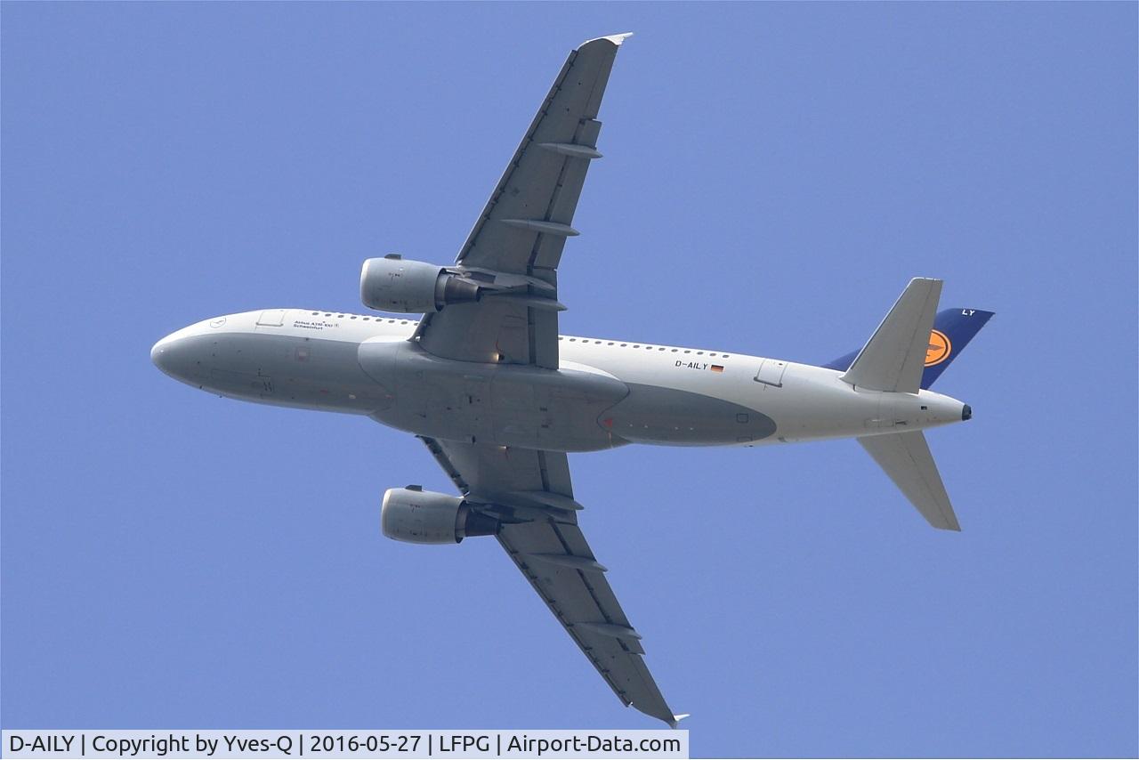 D-AILY, 1998 Airbus A319-114 C/N 875, Airbus A319-114, Take off rwy 27L, Roissy Charles De Gaulle airport (LFPG-CDG)