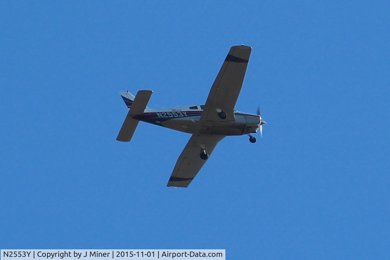 N2553Y, 1985 Piper PA-28-161 C/N 28-8516079, Flying over Elgin, IL.