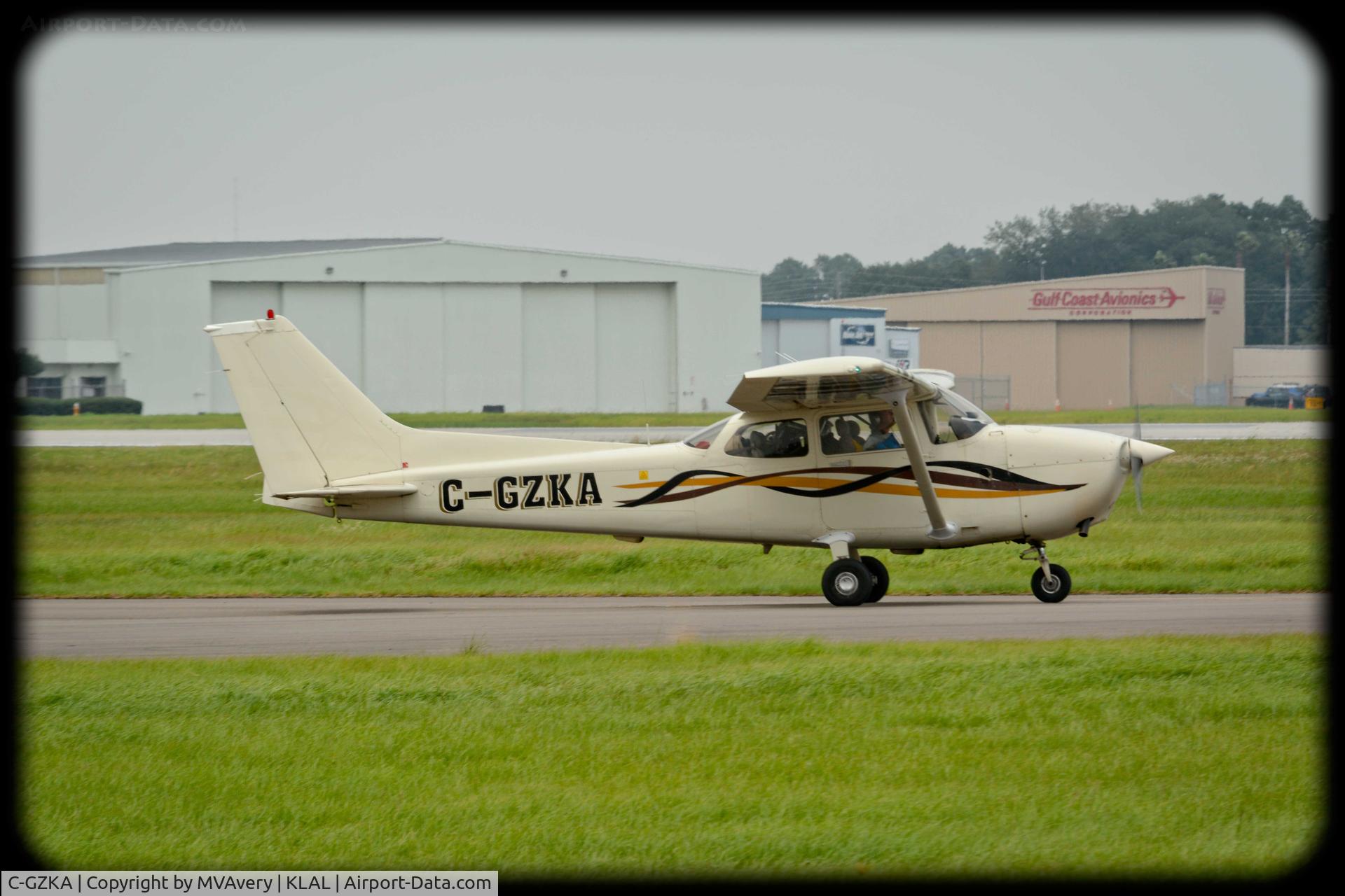 C-GZKA, 1997 Cessna 172R C/N 17280054, 2015 Sun n Fun