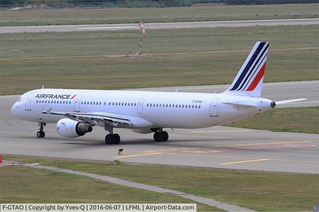 F-GTAO, 2007 Airbus A321-211 C/N 3098, Airbus A321-211, Lining up prior take off rwy 31R, Marseille-Provence Airport (LFML-MRS)