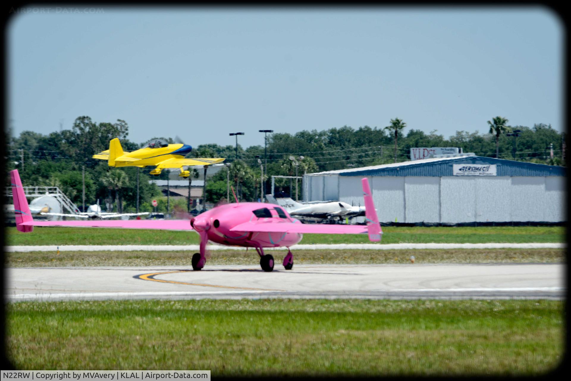 N22RW, 1976 Cessna 172M C/N 17267495, 2015 Sun n Fun