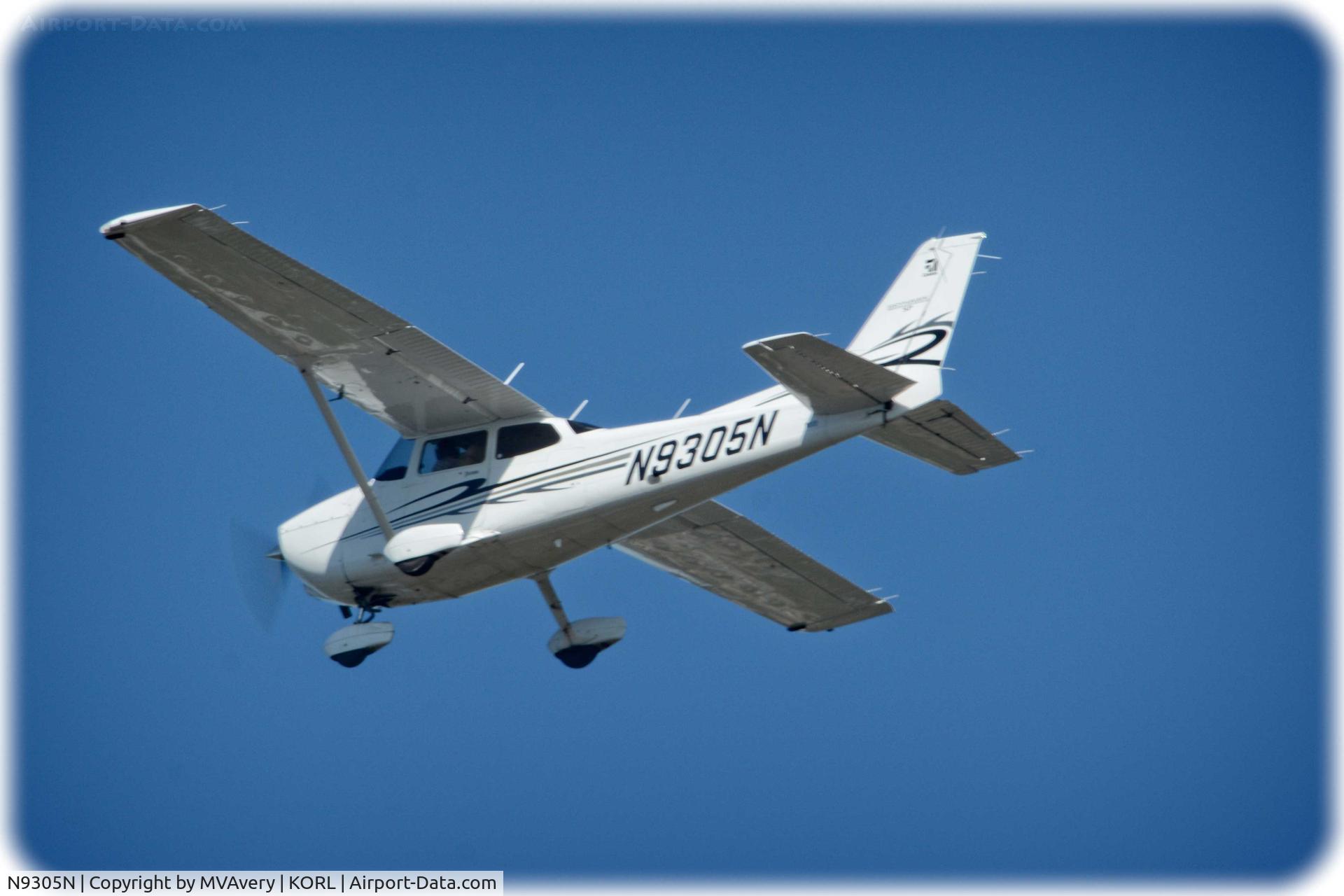 N9305N, Piper PA-28R-200 C/N 28R35005, Photo taken from Col Joe Kissinger Park Feb 2015