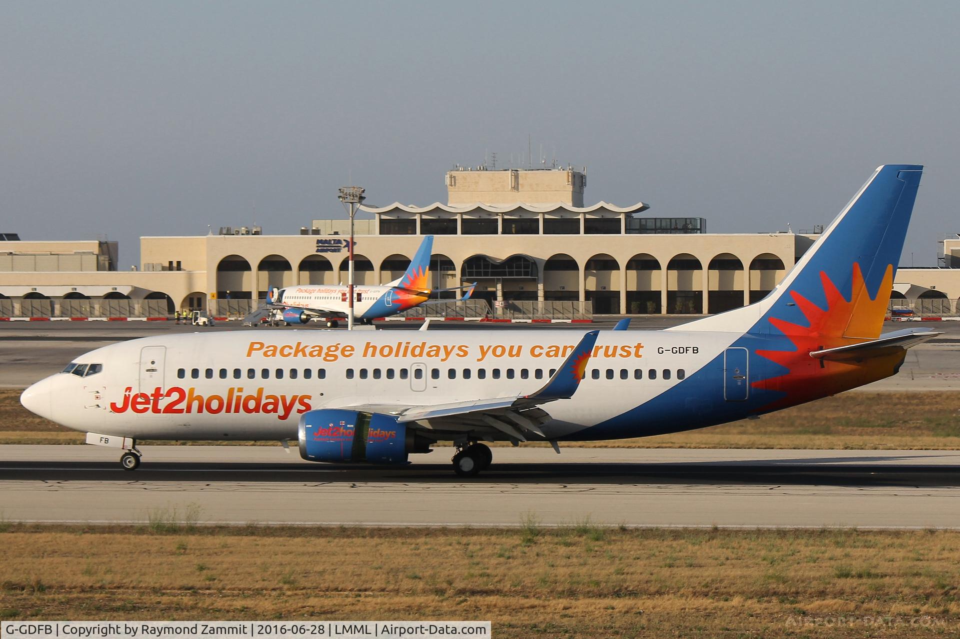G-GDFB, 1992 Boeing 737-33A C/N 25743, B737-300 G-GDFB Jet2Com