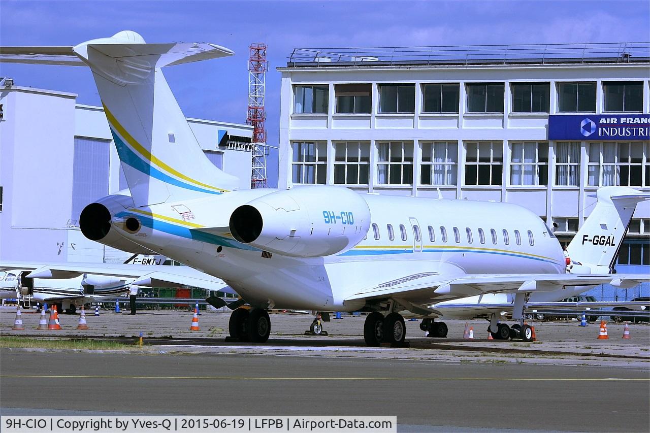 9H-CIO, 2013 Bombardier BD-700-1A10 Global 6000 C/N 9535, Bombardier Global 6000, Parking area, Paris-Le Bourget (LFPB-LBG)