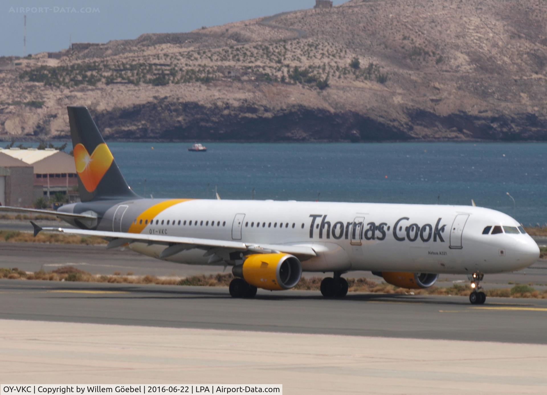 OY-VKC, 2003 Airbus A321-211 C/N 1932, Taxi to the runway of Las Palmas Airport