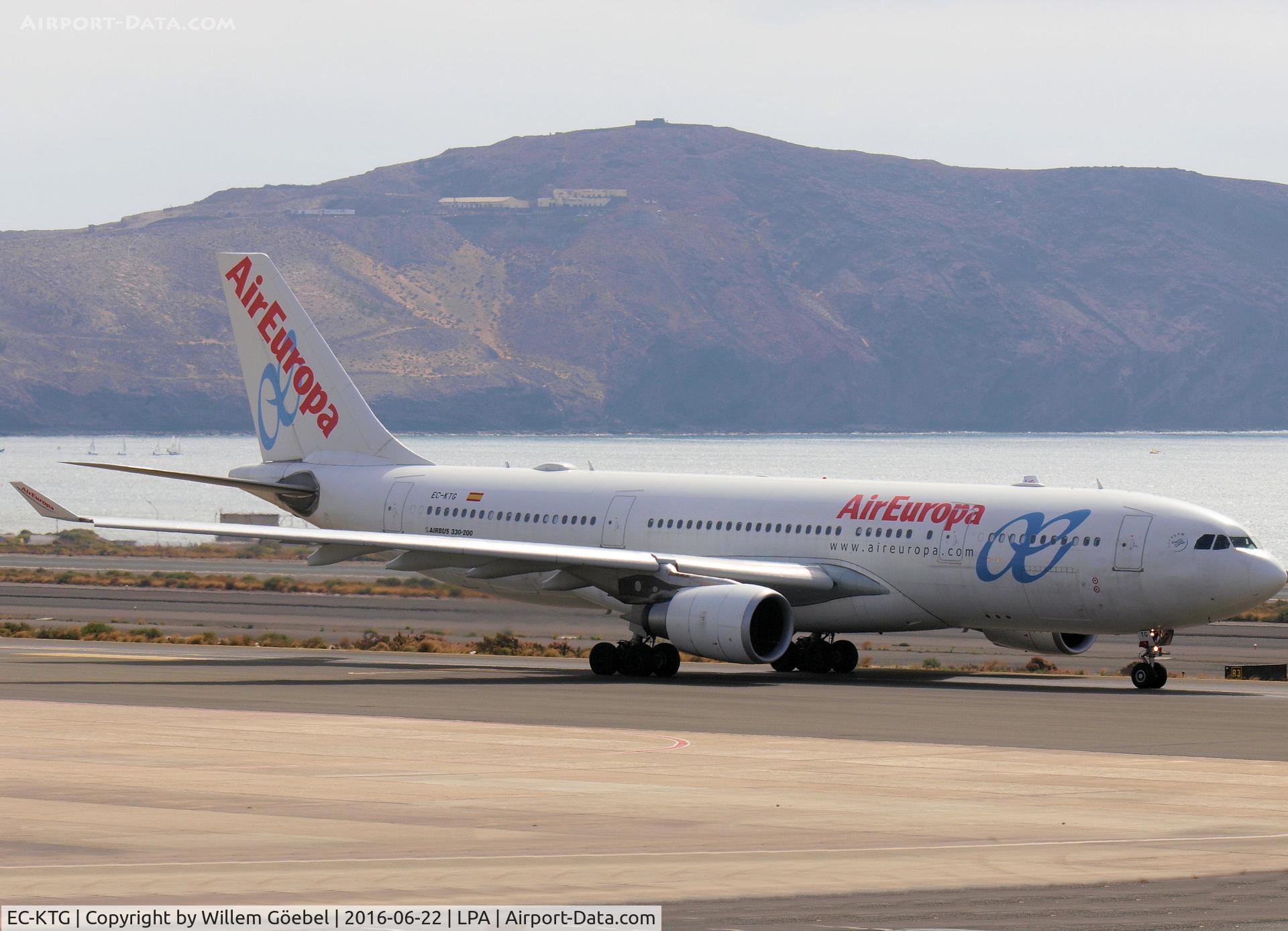 EC-KTG, 2008 Airbus A330-202 C/N 950, Taxi to the runway of Las Palmas Airport