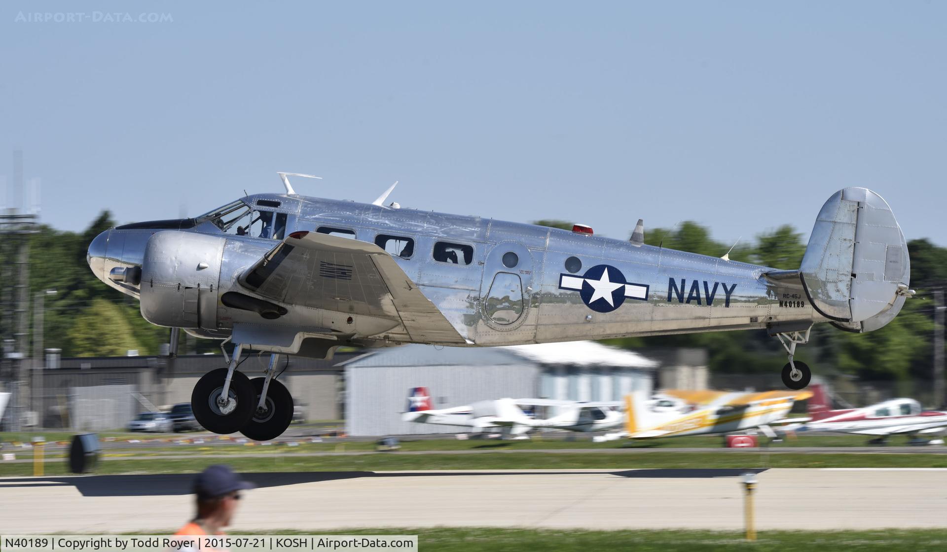 N40189, 1943 Beech RC-45J Expeditor C/N 5523, Airventure 2015