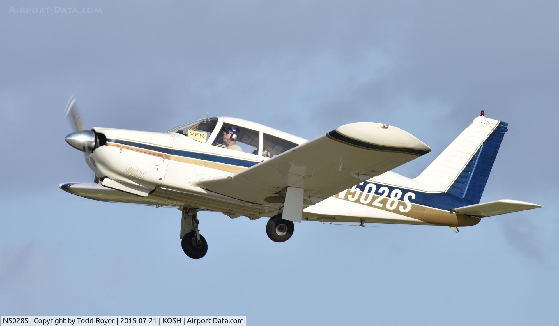 N5028S, 1970 Piper PA-28R-200 Cherokee Arrow C/N 28R-35772, Airventure 2015