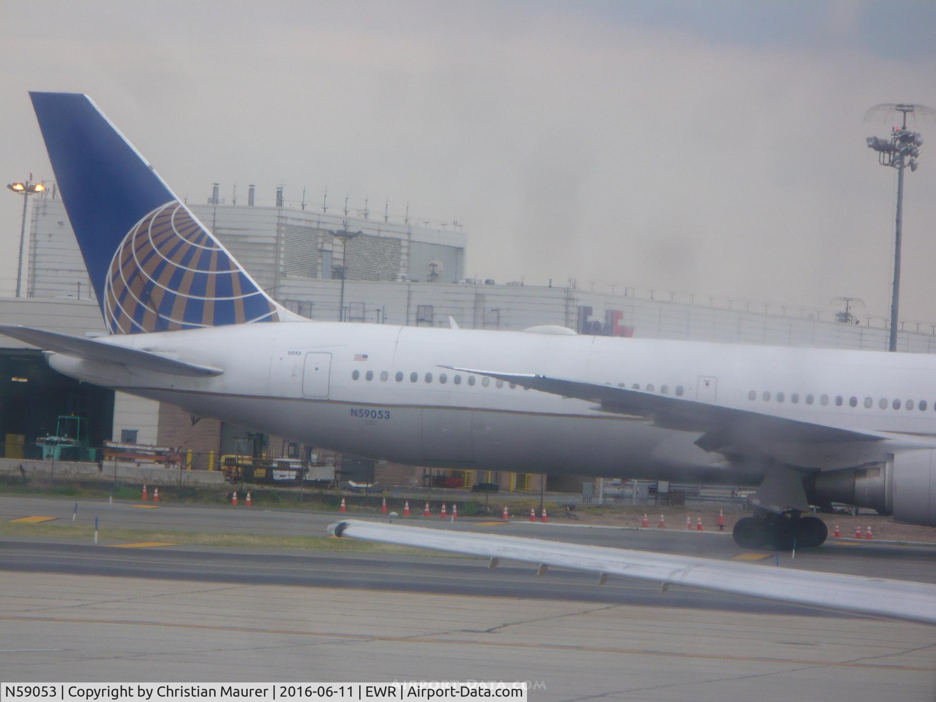 N59053, 2000 Boeing 767-424/ER C/N 29448, United 767-424ER