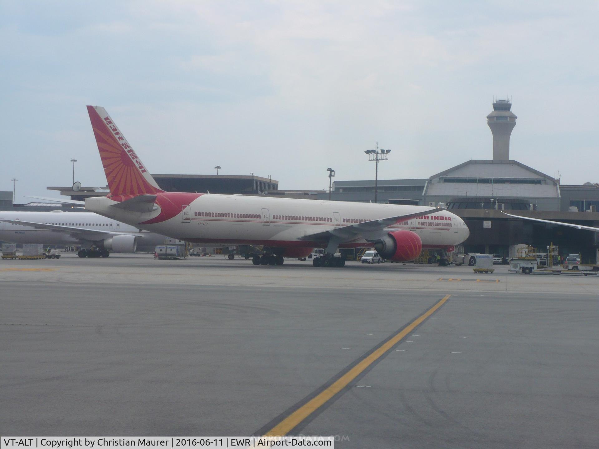 VT-ALT, 2010 Boeing 777-337/ER C/N 36318, Air India 777-337ER