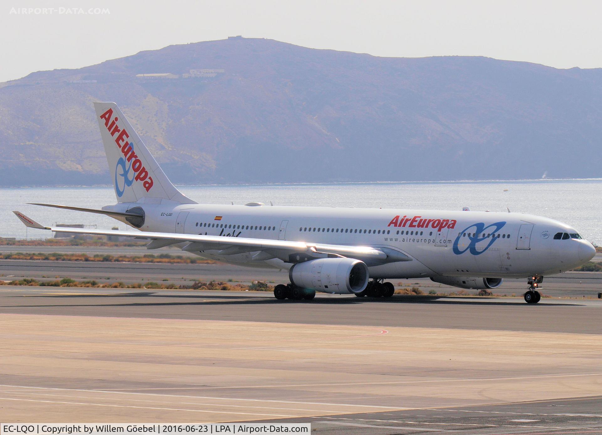 EC-LQO, 2002 Airbus A330-243 C/N 505, Taxi to the runway of Las Palmas Airport