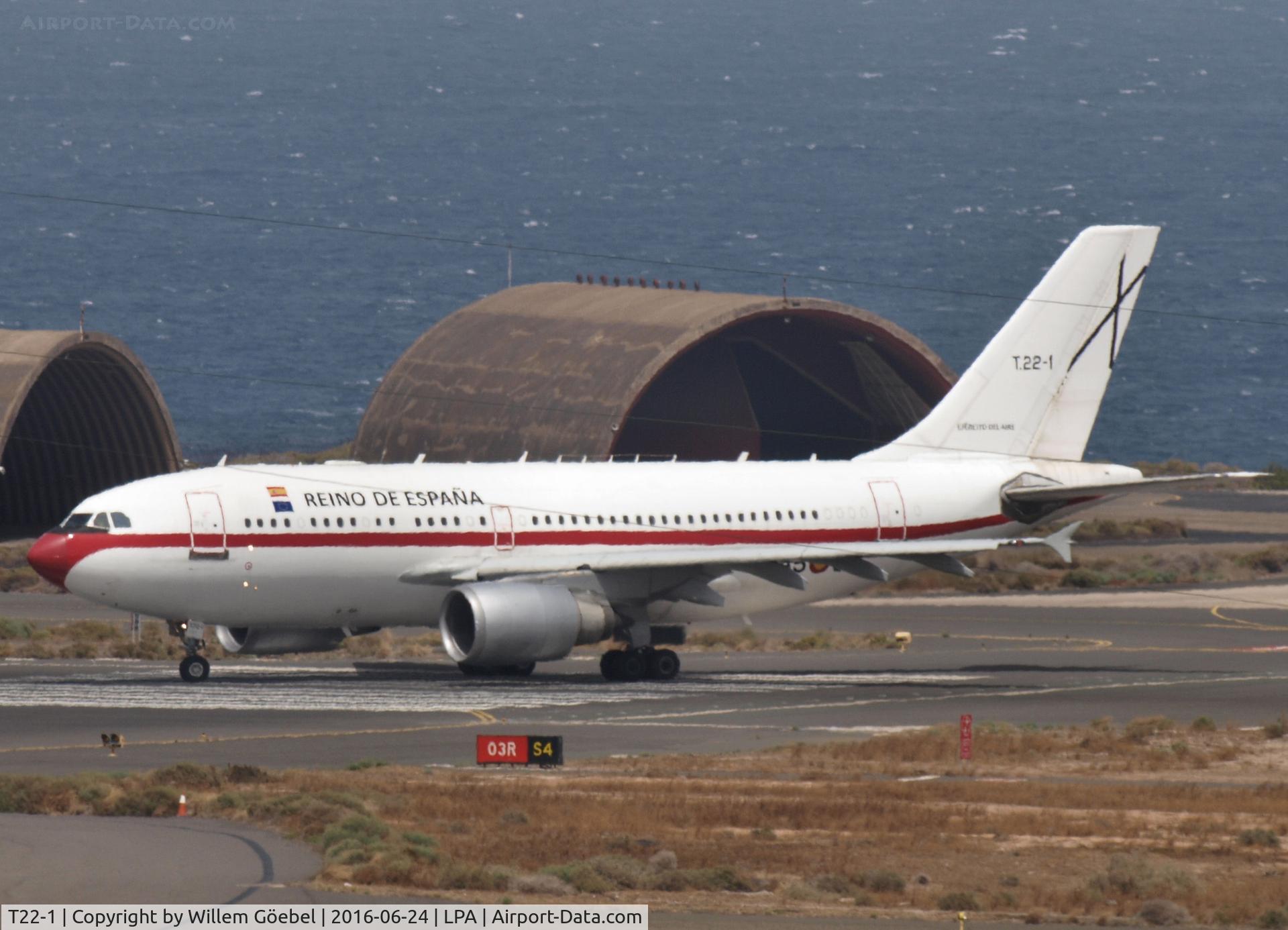 T22-1, 1990 Airbus A310-304 C/N 550, Taxi to the runway of Las Palmas Airport