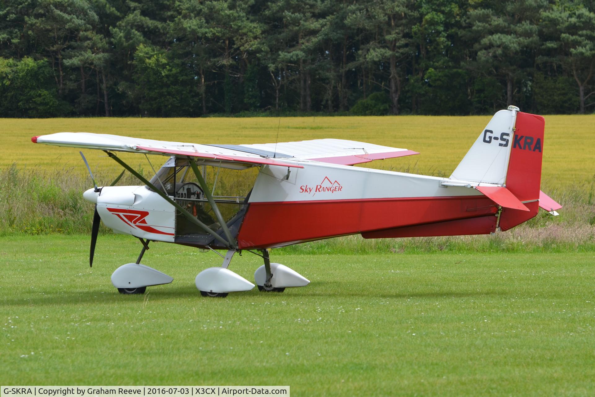 G-SKRA, 2005 Best Off Skyranger 912(2) C/N BMAA/HB/458, Parked at Northrepps.