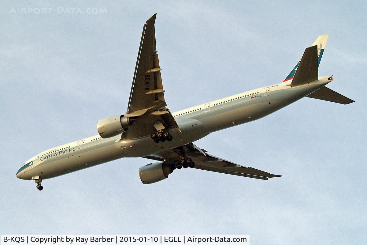 B-KQS, 2014 Boeing 777-367/ER C/N 42144, Boeing 777-367ER [42144] (Cathay Pacific Airways) Home~G 10/01/2015. On approach 27R.