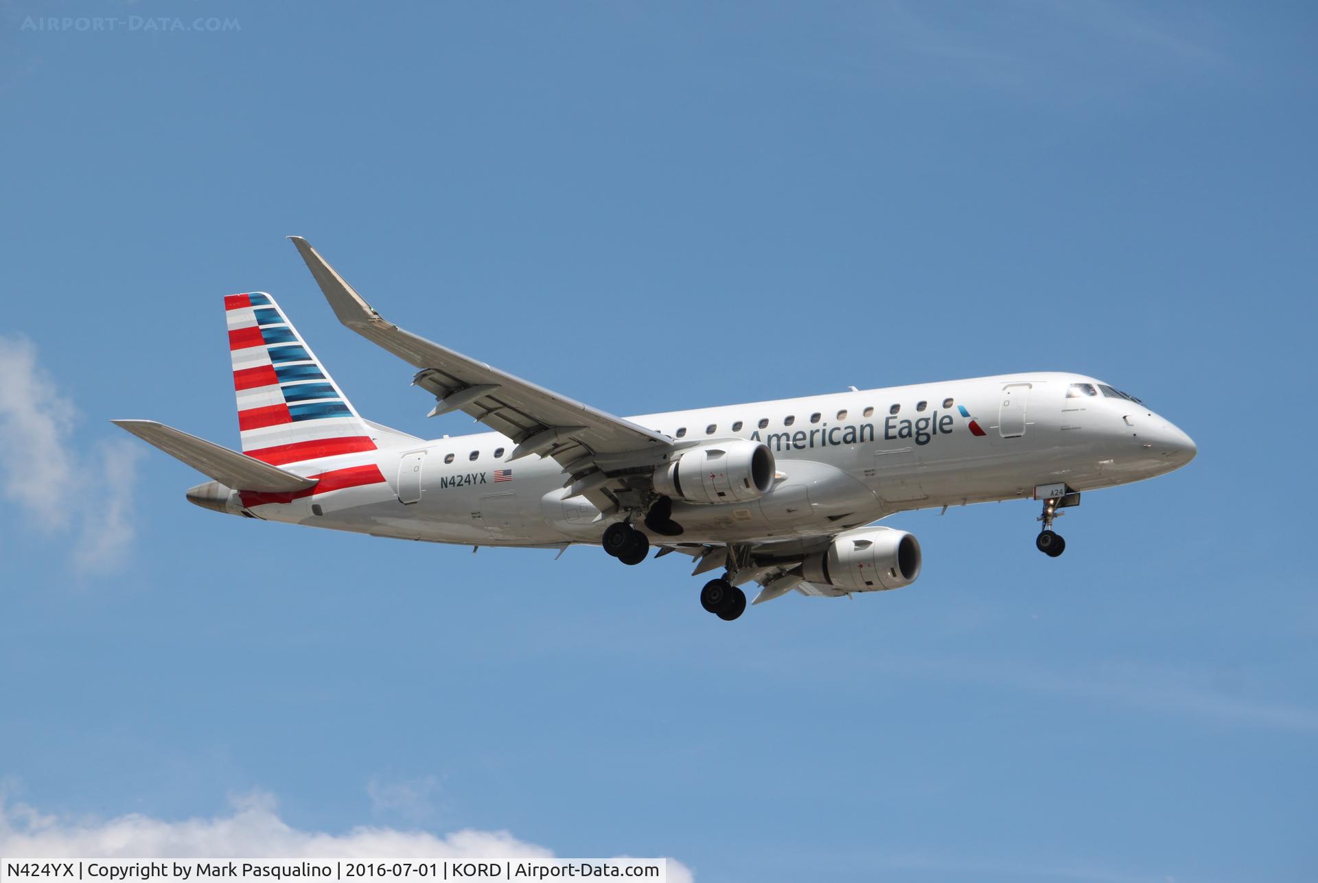 N424YX, 2014 Embraer 175LR (ERJ-170-200LR) C/N 17000393, ERJ 170-200 LR