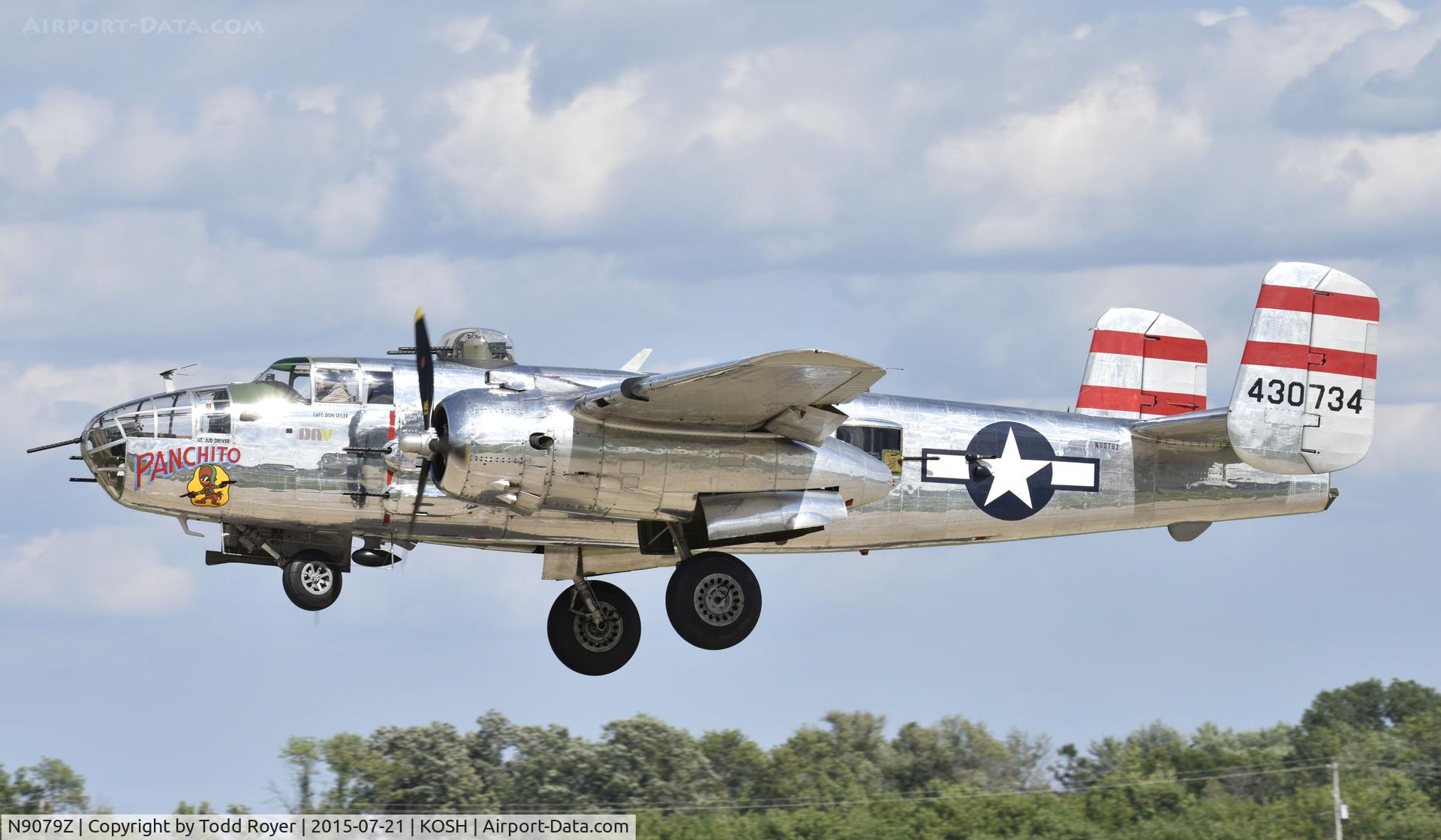 N9079Z, 1944 North American TB-25N Mitchell C/N 108-34009, Airventure 2015