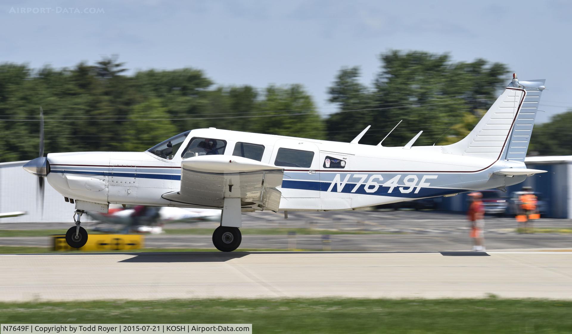 N7649F, Piper PA-32R-300 Cherokee Lance C/N 32R-7780072, Airventure 2015