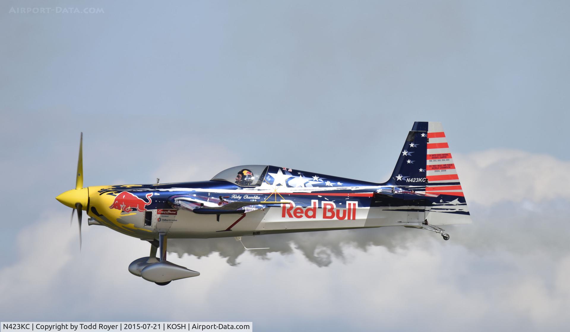 N423KC, 2009 Zivko Edge 540 C/N 0044, Airventure 2015
