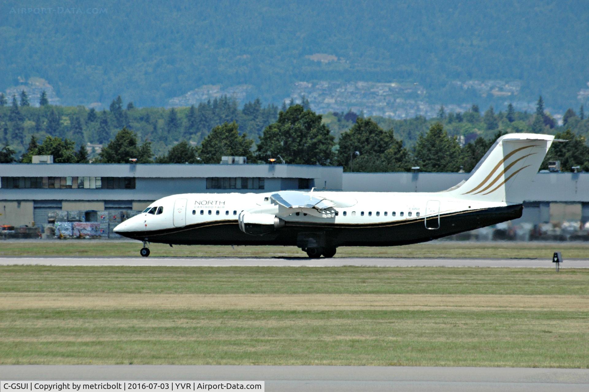 C-GSUI, 2000 British Aerospace Avro 146-RJ100 C/N E3369, Departure from YVR