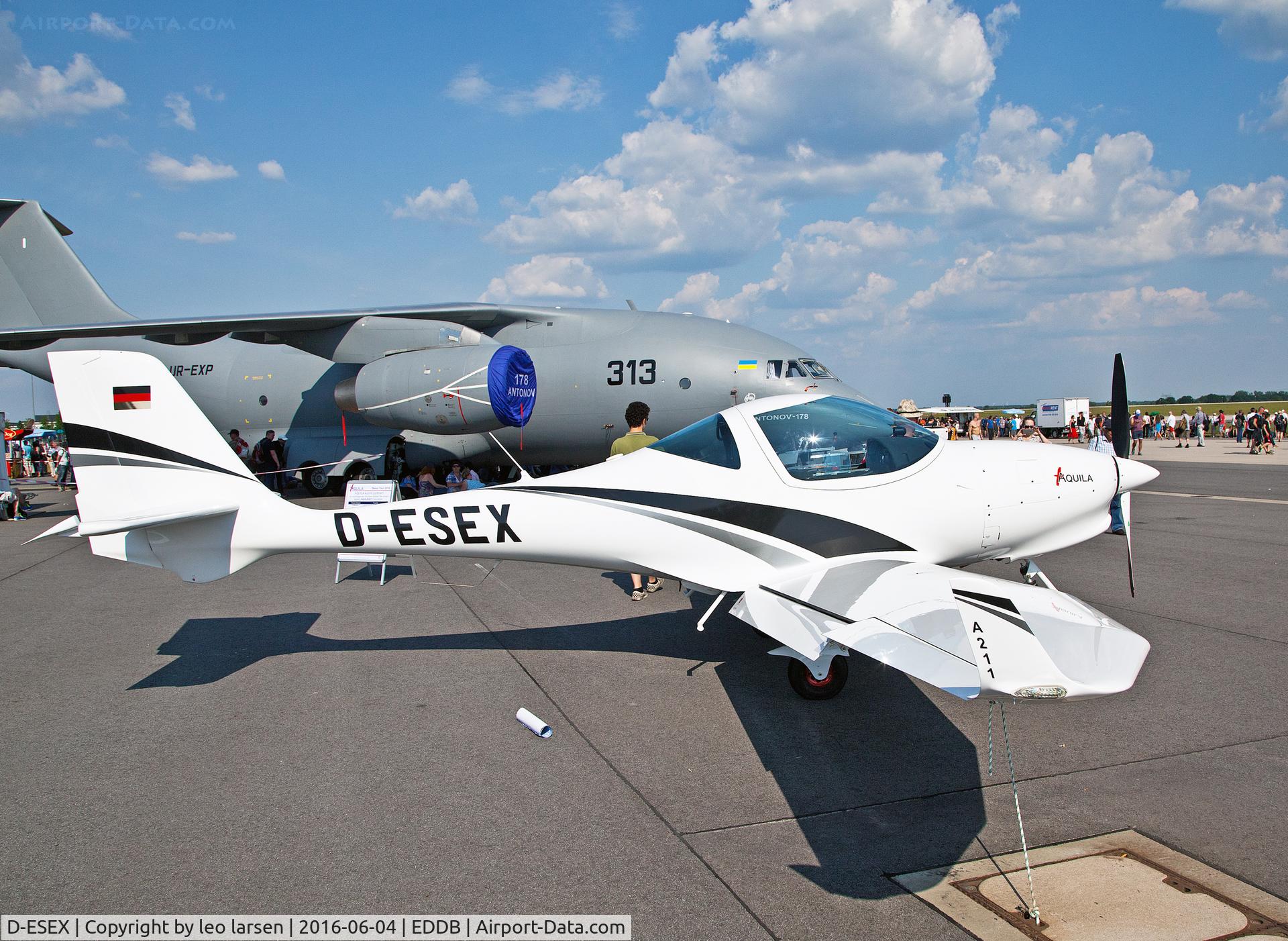 D-ESEX, 2015 Aquila A211GX C/N AT01-100C-323, Berlin Air Show 4.6.16