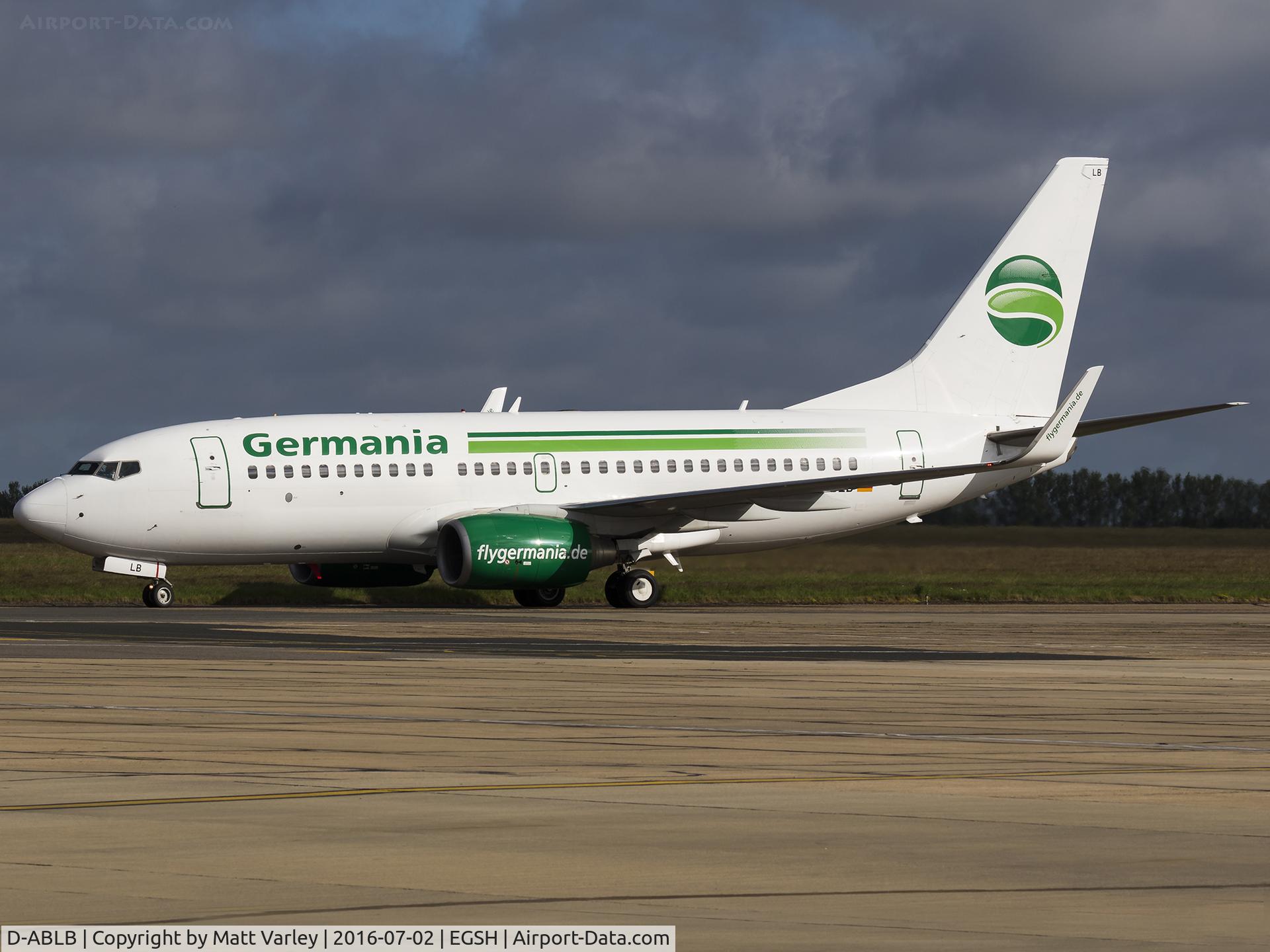 D-ABLB, 2008 Boeing 737-76J C/N 36115, Taxiing to the terminal....