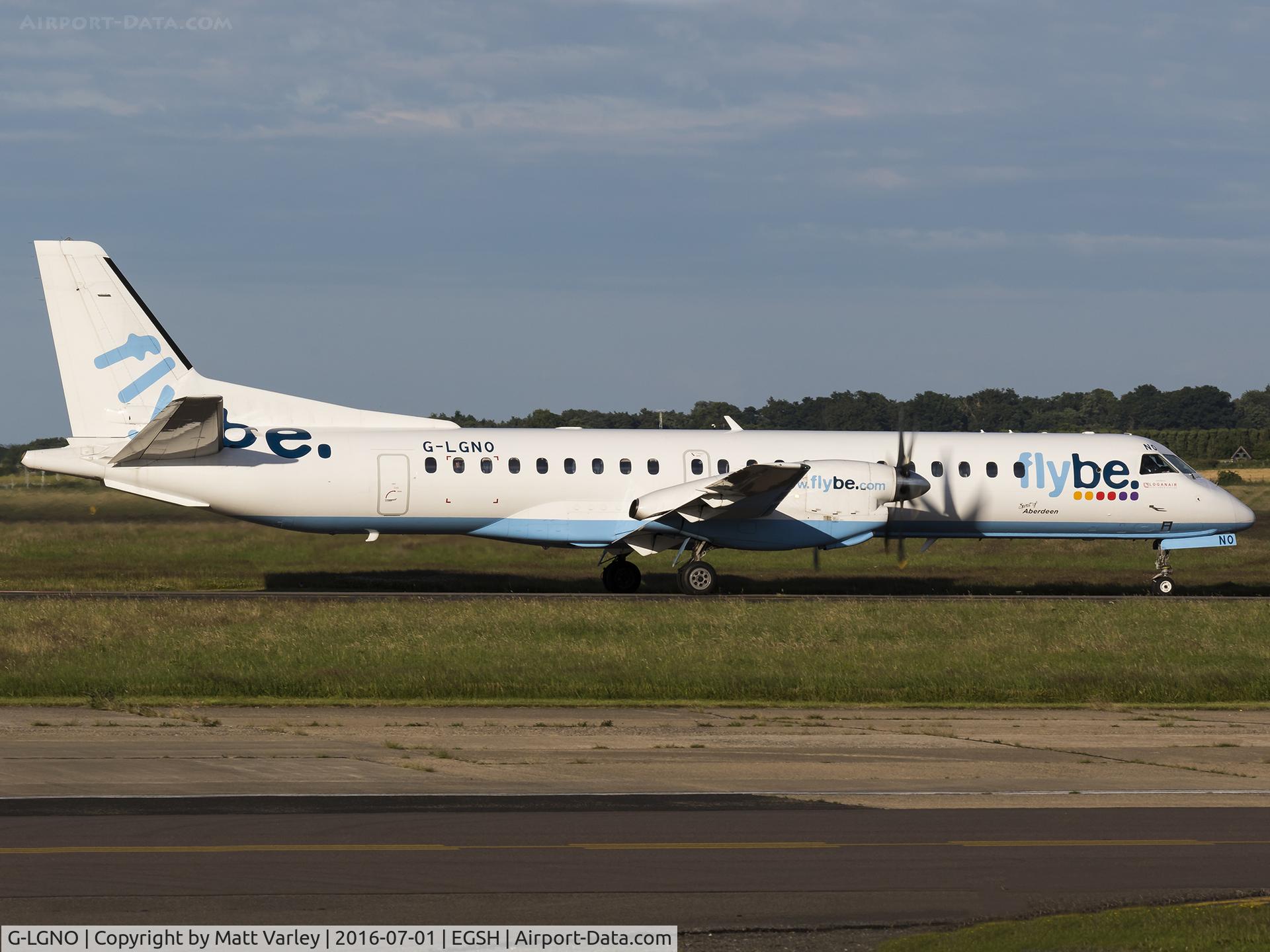 G-LGNO, 1995 Saab 2000 C/N 2000-013, Taxiing to the terminal....