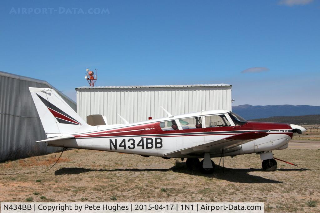N434BB, 1966 Piper PA-24-260 Comanche B C/N 24-4536, N434BB Pa24 Comanche at Sandia Airpark, New Mexico