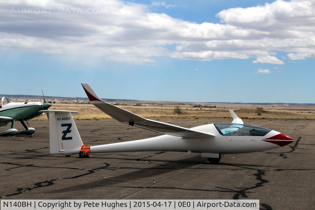 N140BH, 2000 Schempp-Hirth Discus 2b C/N 85, N140BH Discus at Moriarty, New Mexico