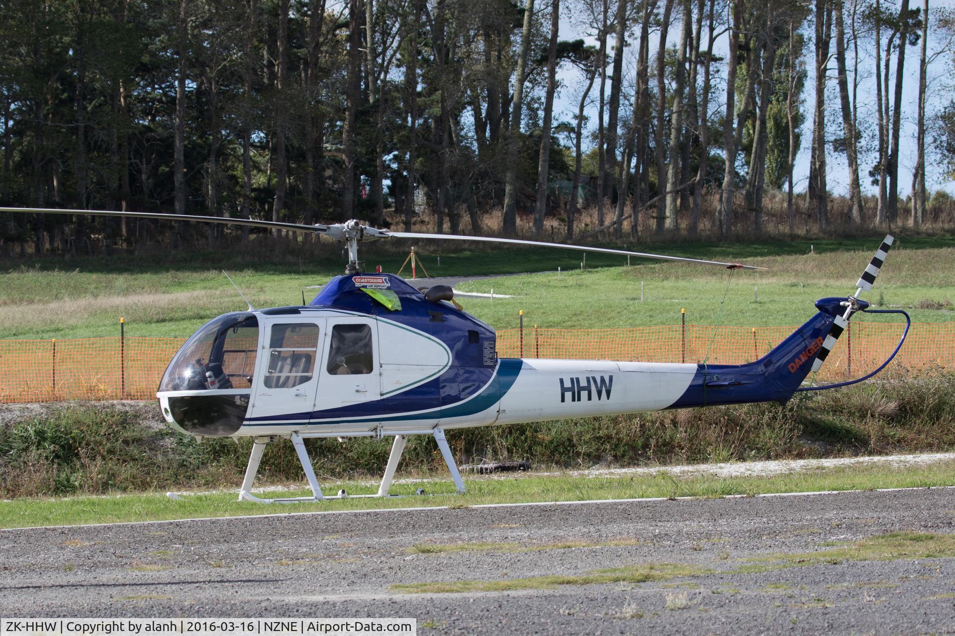ZK-HHW, Hiller FH-1100 C/N 056, Parked at North Shore
