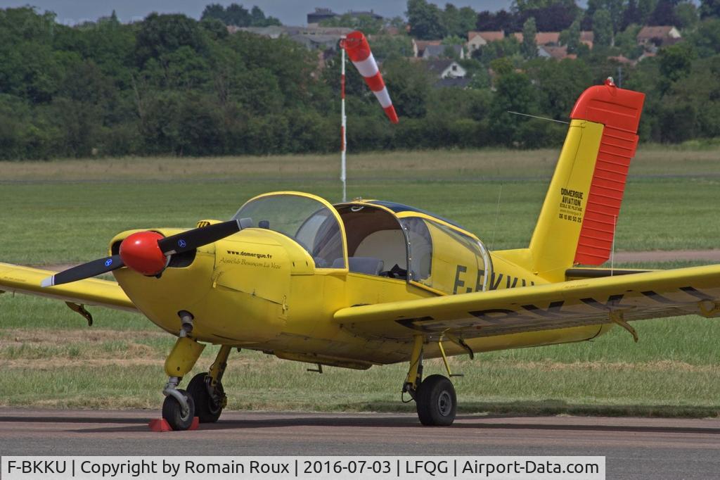 F-BKKU, Morane-Saulnier MS 886 C/N 319, Parked