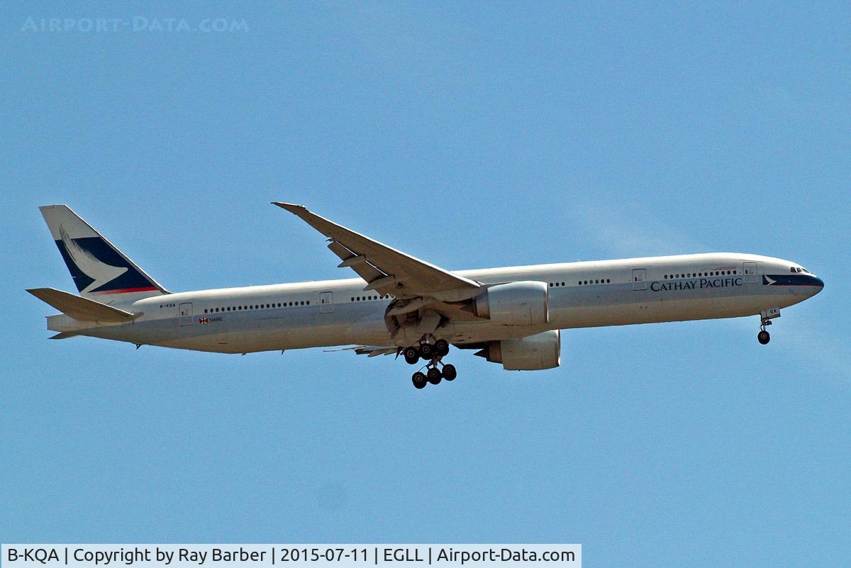 B-KQA, 2012 Boeing 777-367/ER C/N 37898, Boeing 777-367ER [37898] (Cathay Pacific Airways) Home~G 11/07/2015. On approach 27L.