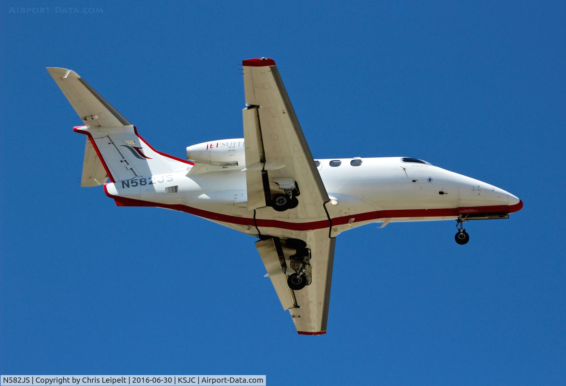 N582JS, 2010 Embraer EMB-500 Phenom 100 C/N 50000135, Jet Suite Aviation landing with their 2010 Phenom 100 at San Jose International Airport, CA.