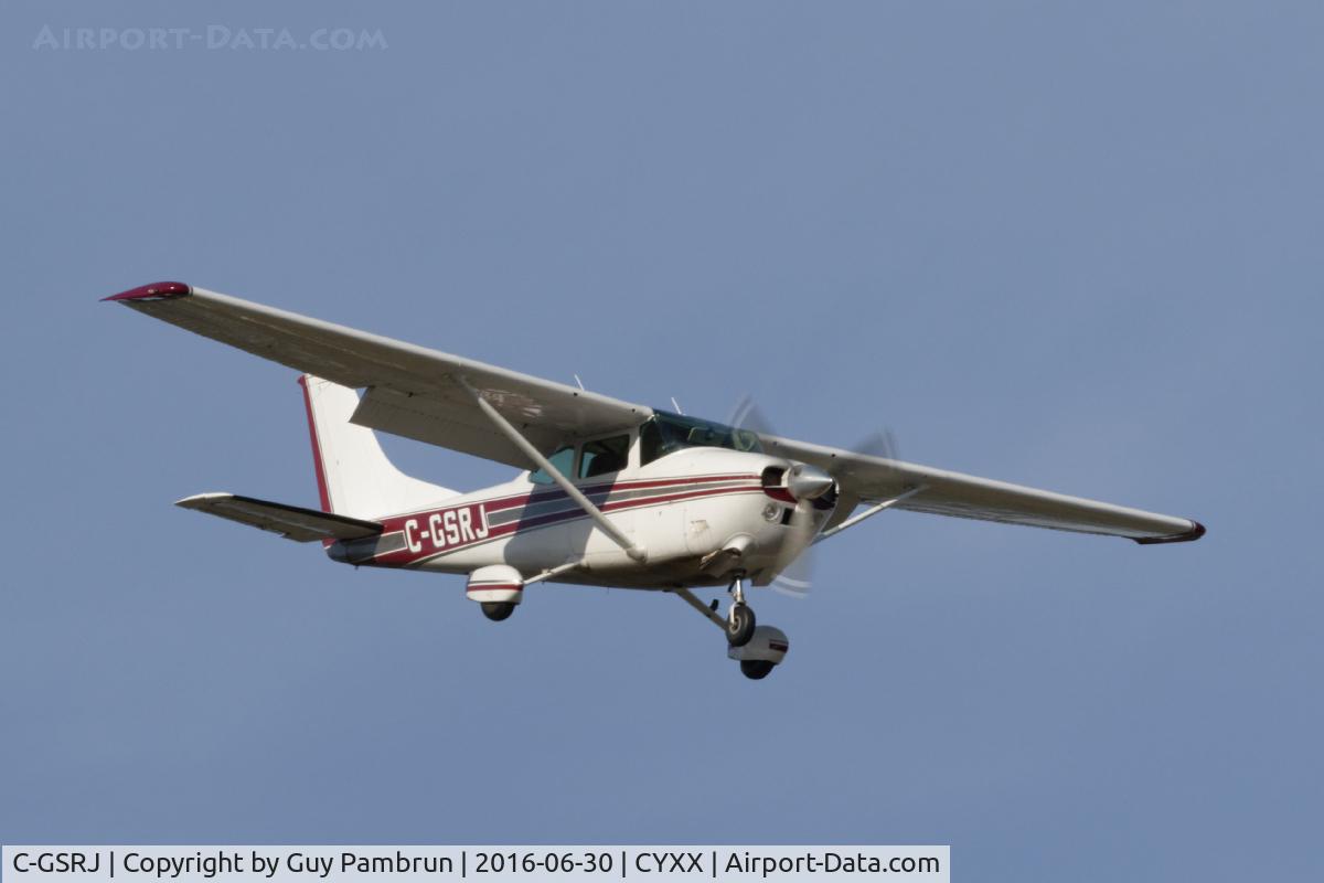 C-GSRJ, 1972 Cessna 182P Skylane C/N 18260839, Landing
