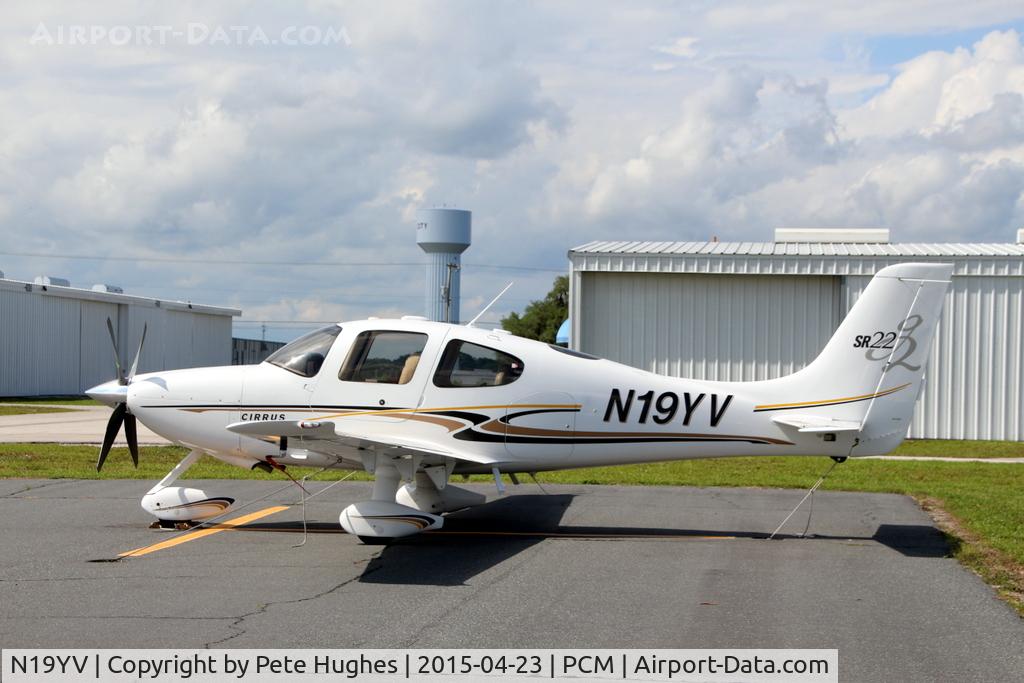 N19YV, 2004 Cirrus SR22 C/N 0982, N19YV Cirrus SR22 at Plant City, Florida