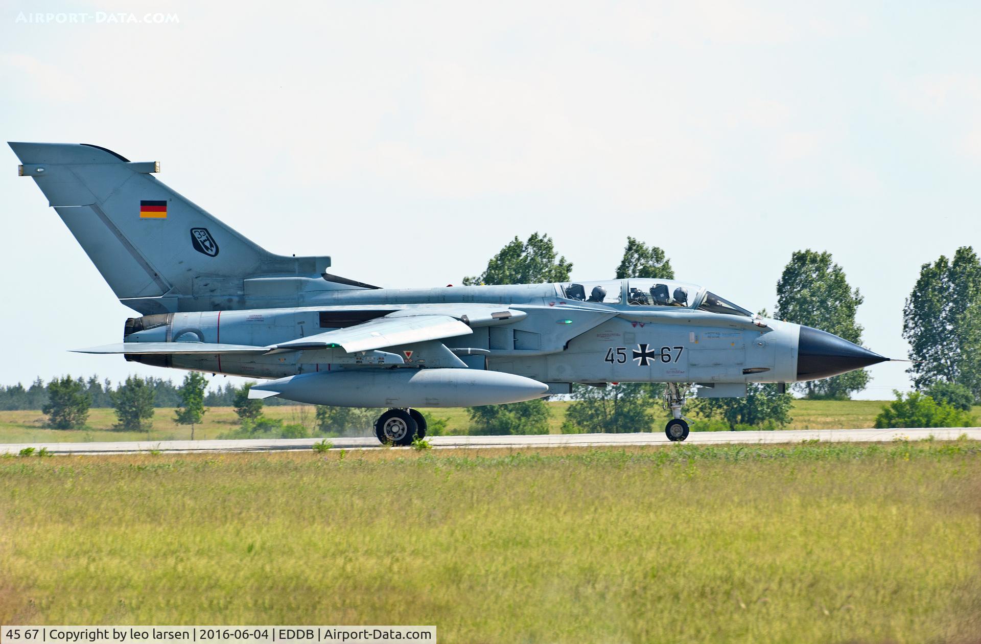 45 67, Panavia Tornado IDS C/N 668/GS211/4267, Berlin Air Show 4.6.16