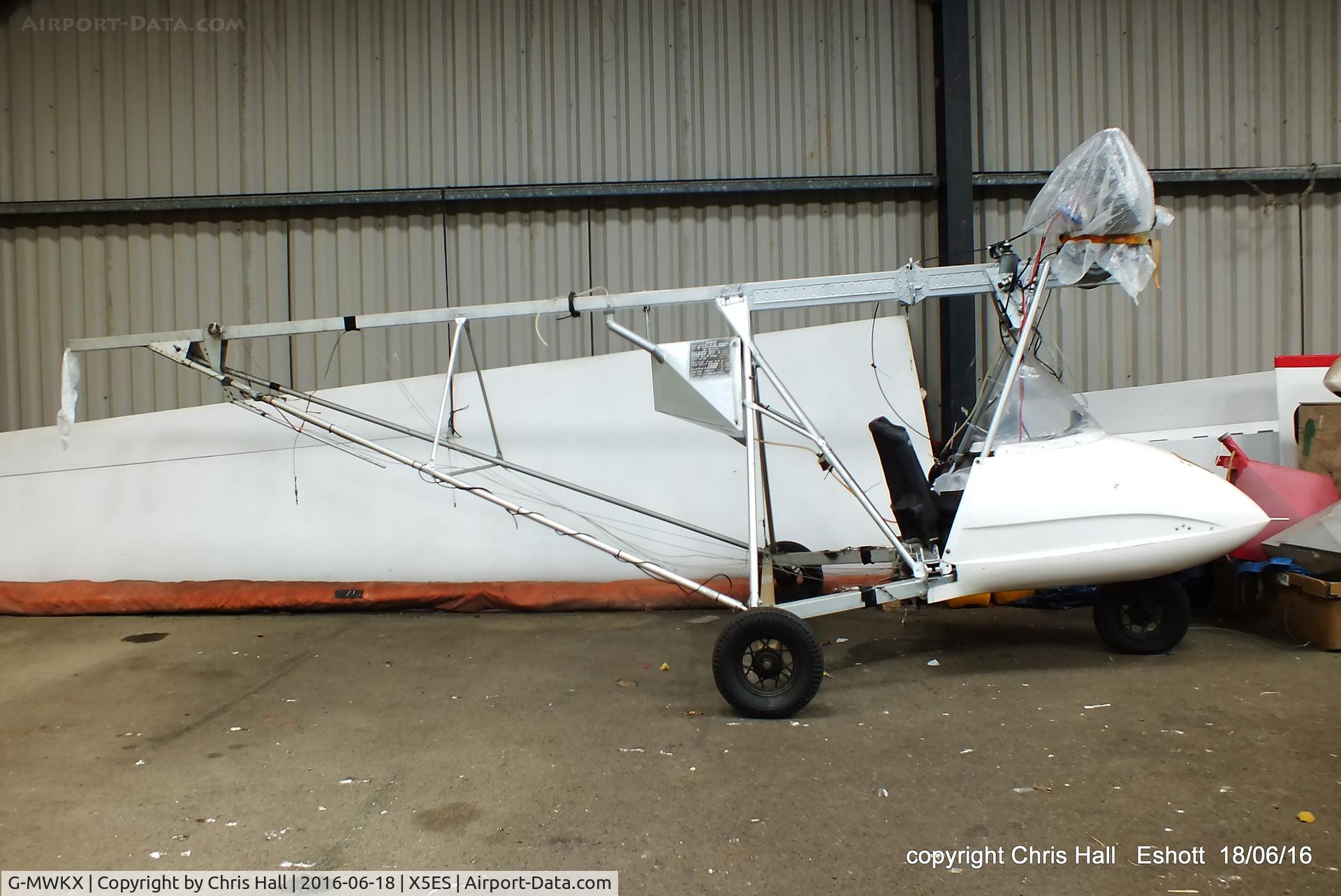 G-MWKX, 1990 Microflight Aircraft Ltd Spectrum C/N 016, at the Great North Fly in. Eshott