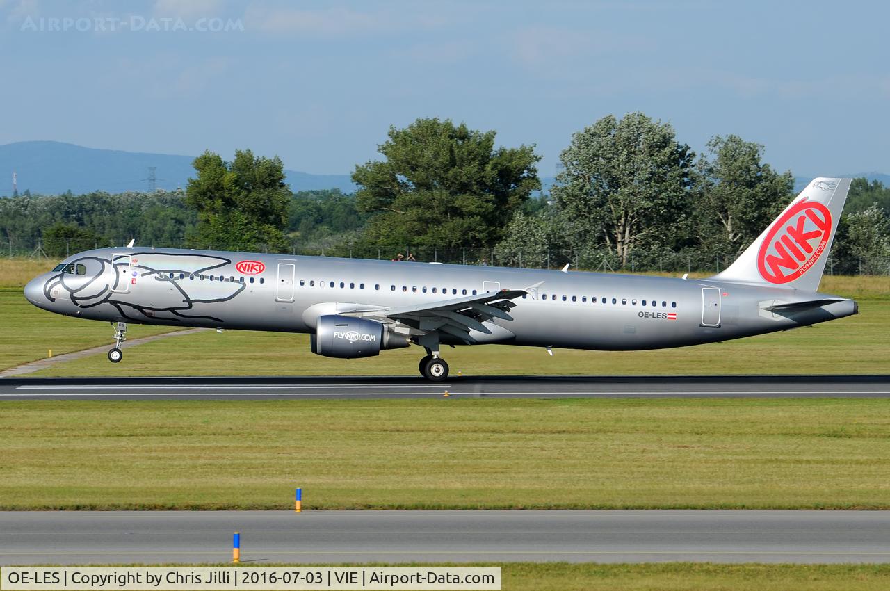 OE-LES, 2008 Airbus A321-211 C/N 3504, NIKI