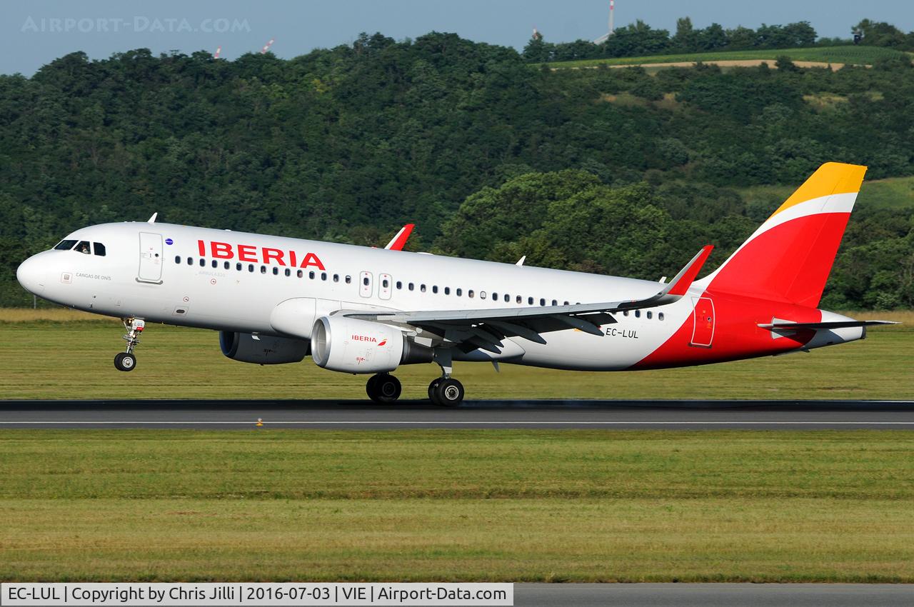 EC-LUL, 2013 Airbus A320-216 C/N 5486, Iberia