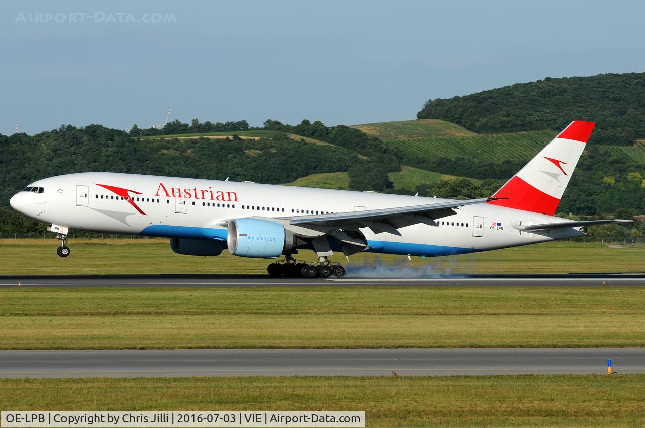 OE-LPB, 1998 Boeing 777-2Z9/ER C/N 28699, Austrian Airlines