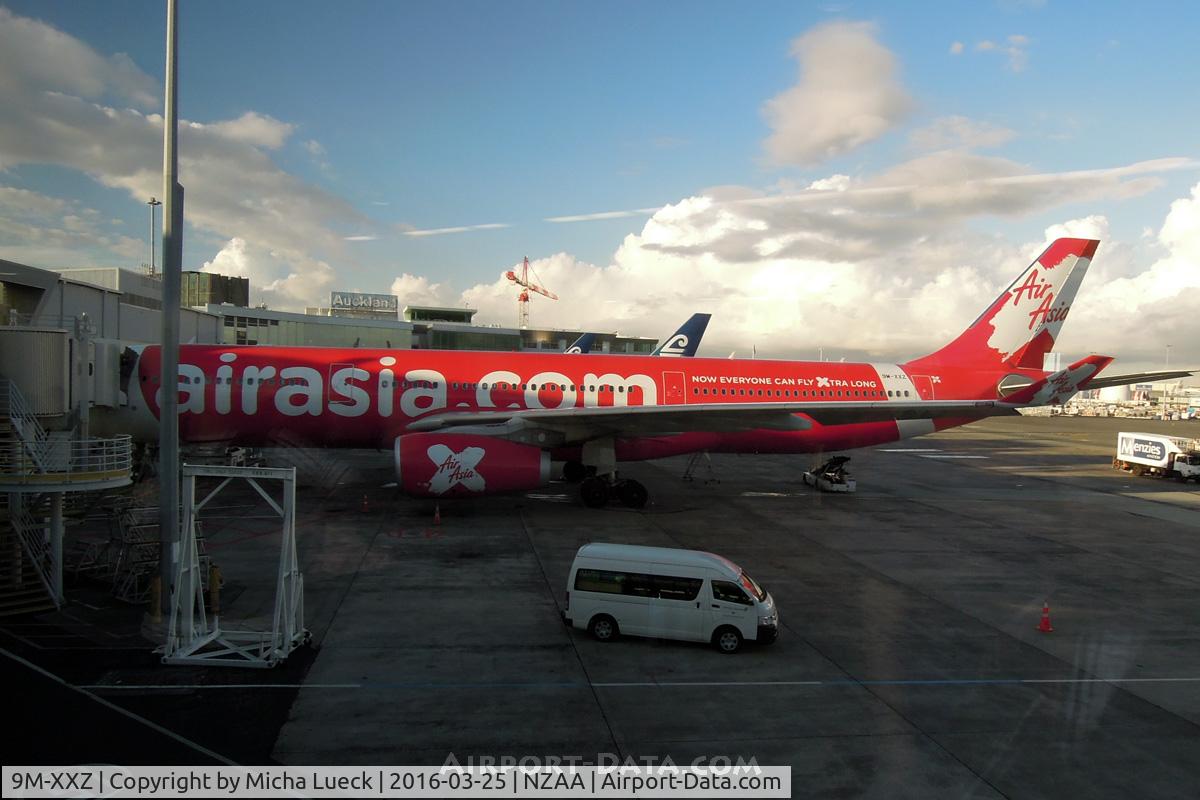 9M-XXZ, 2015 Airbus A330-343 C/N 1612, At Auckland
