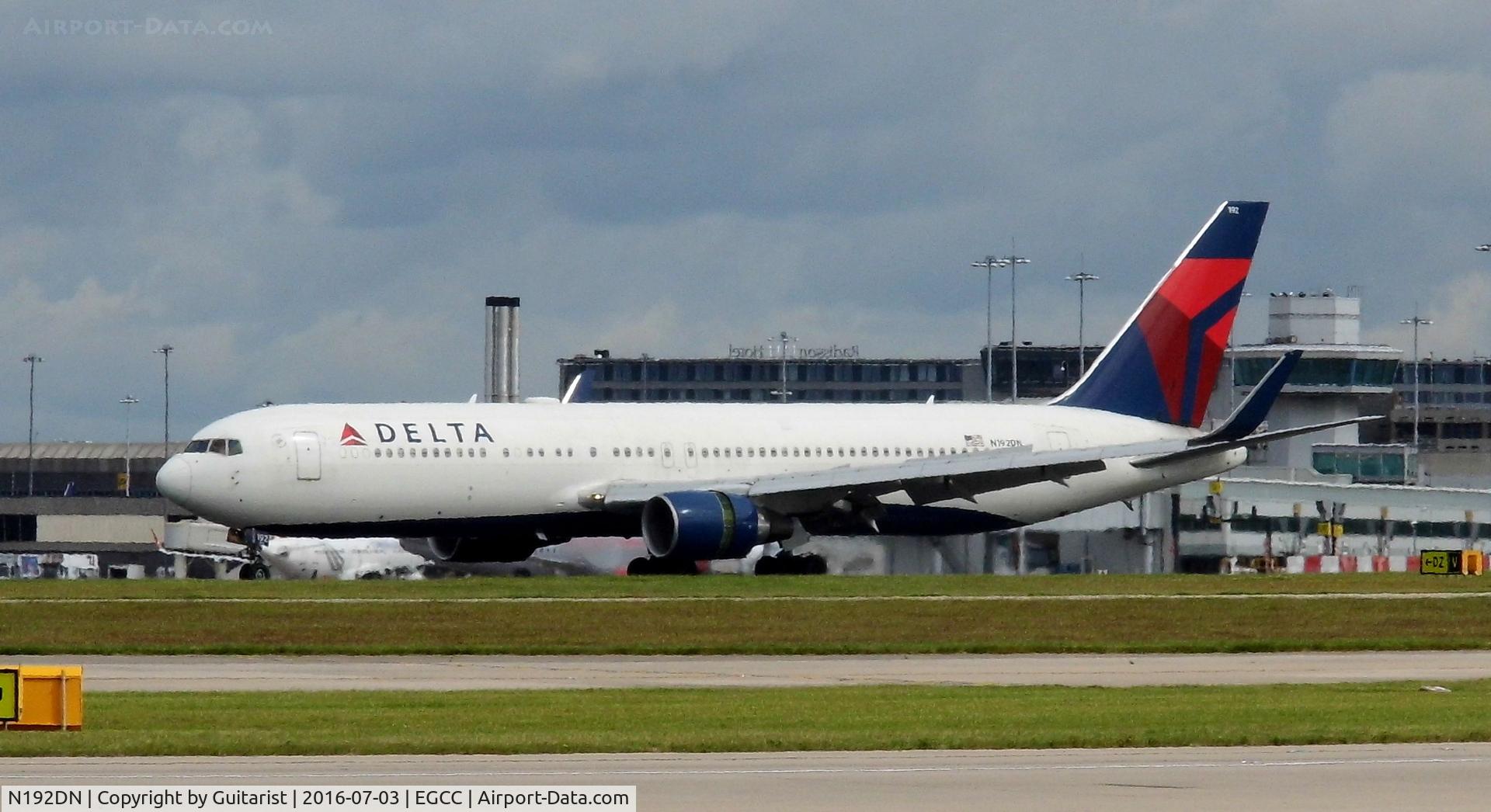 N192DN, 1997 Boeing 767-332 C/N 28449, At Manchester