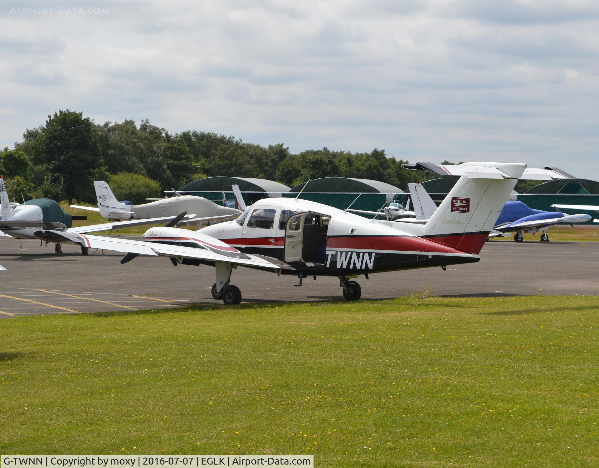 G-TWNN, 1980 Beech 76 Duchess C/N ME-329, Beech 76 Duchess at Blackbushe. Ex N127MR