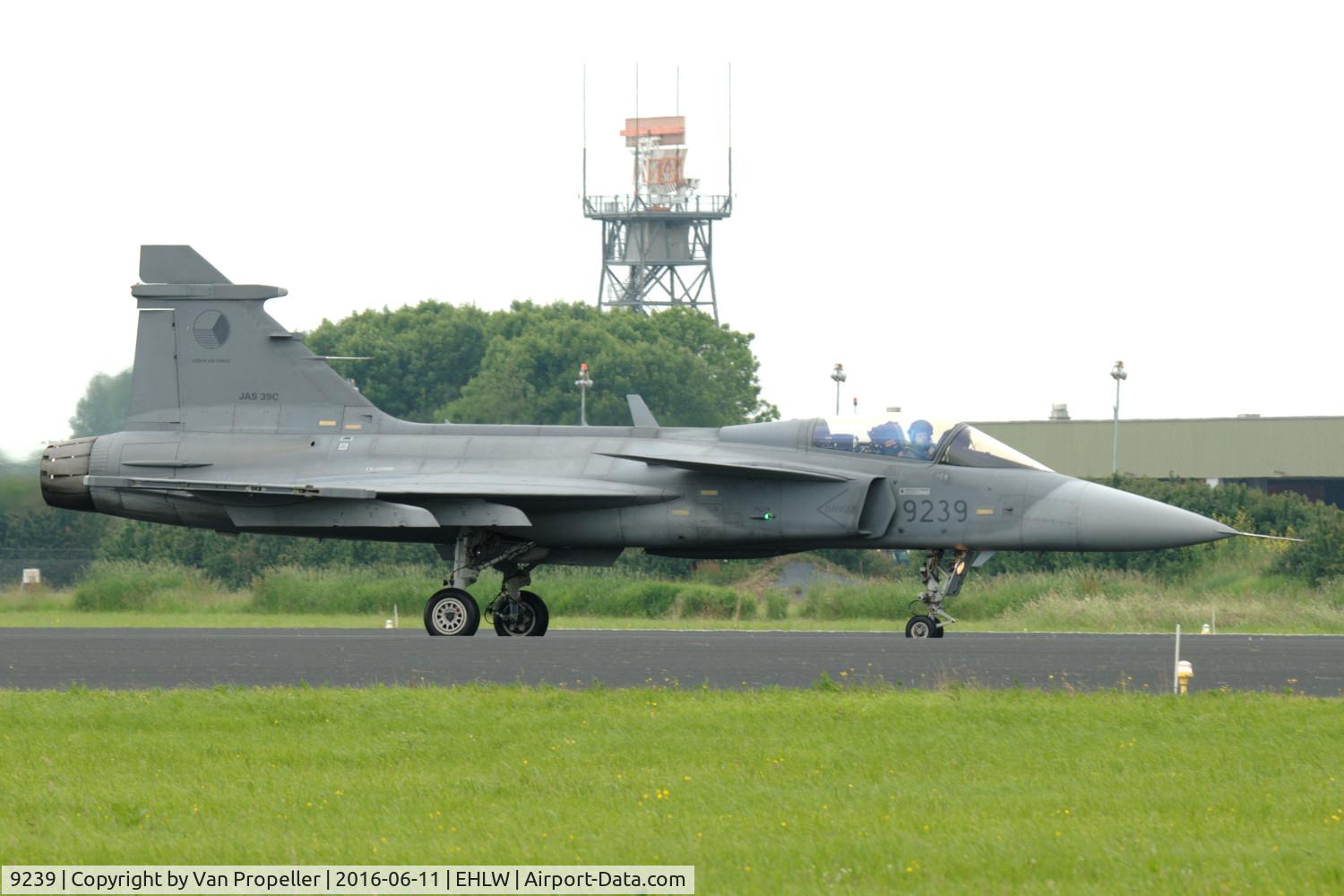 9239, Saab JAS-39C Gripen C/N 39239, Saab JAS39C Gripen of the Czech Air Force landing at Leeuwarden Air Base, the Netherlands (open days 2016)