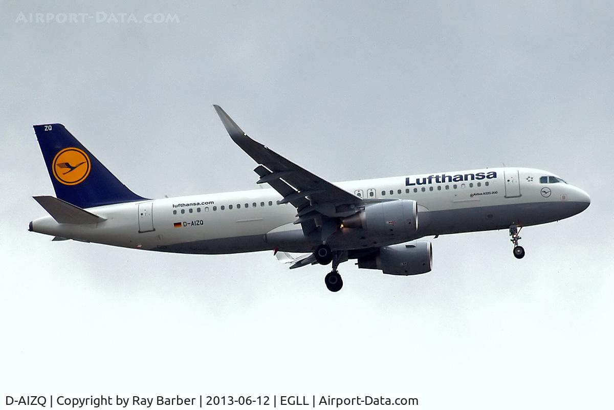 D-AIZQ, 2013 Airbus A320-214 C/N 5497, Airbus A320-214(SL) [5497] (Lufthansa) Home~G 12/06/2013. On approach 27L.