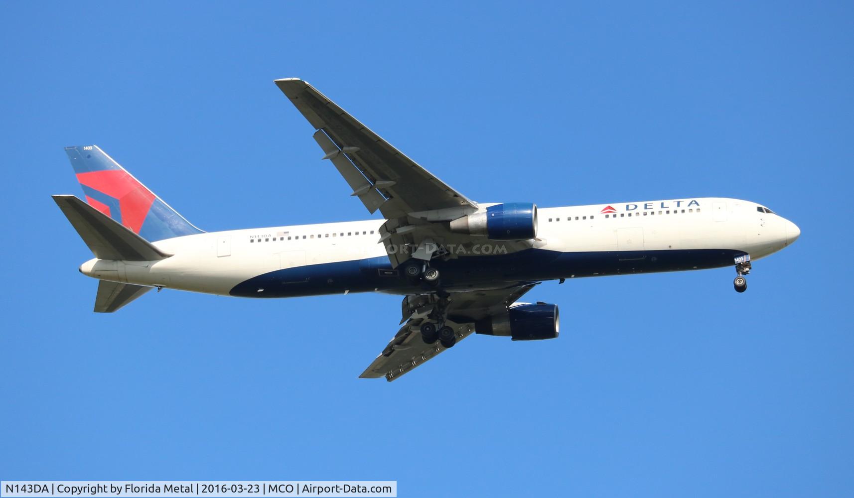 N143DA, 1998 Boeing 767-332 C/N 25991, Delta