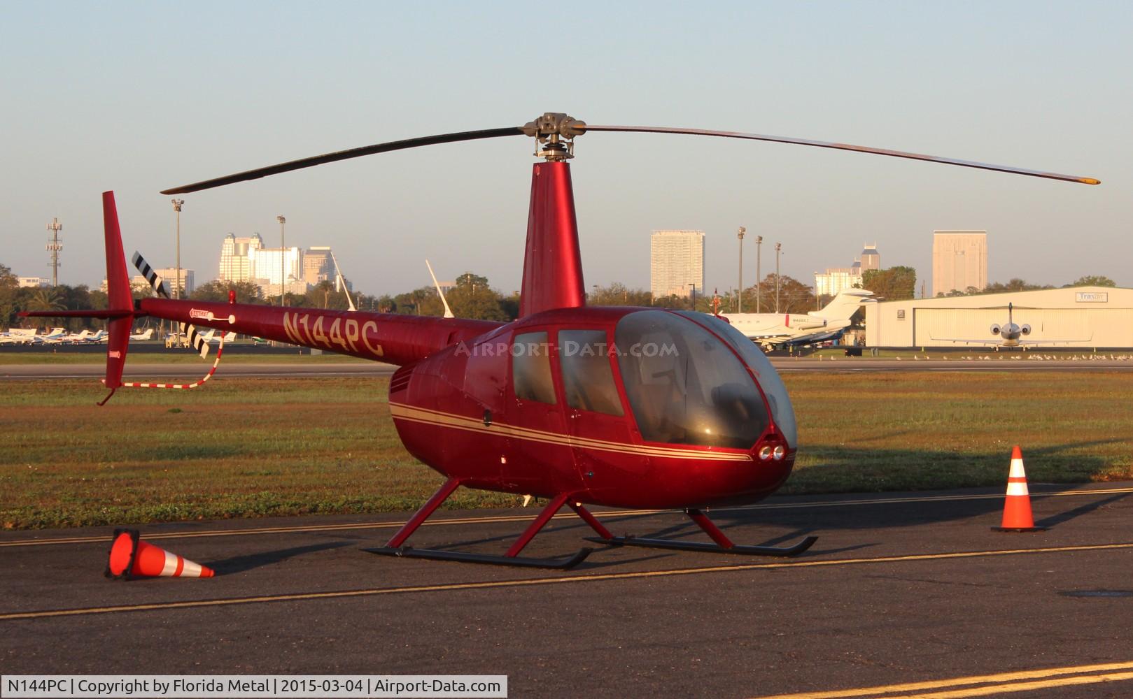N144PC, 2006 Robinson R44 II C/N 11082, Robinson R44