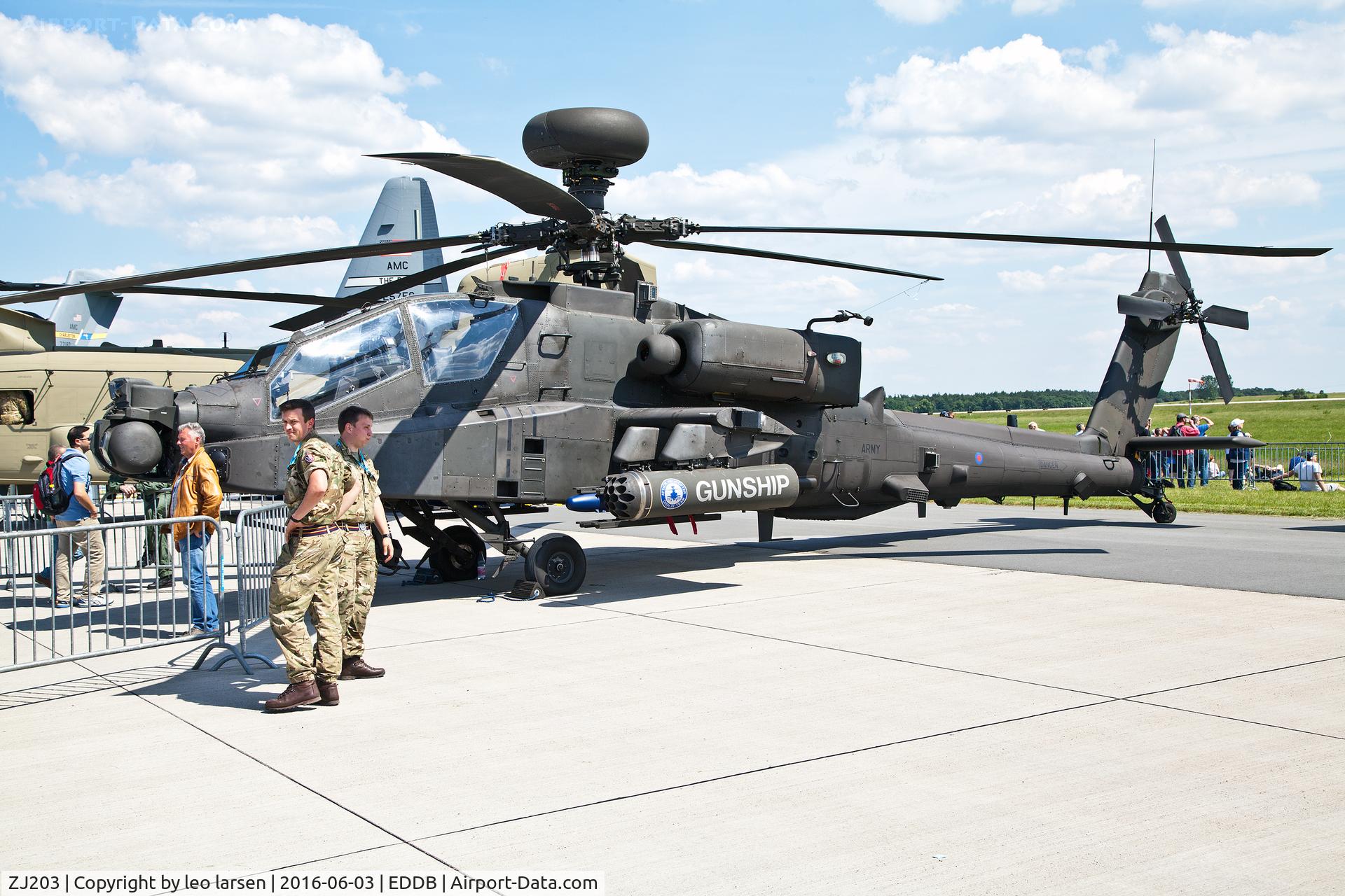 ZJ203, 2004 Westland Apache AH.1 C/N WAH.37, Berlin Air Show 3.6.16