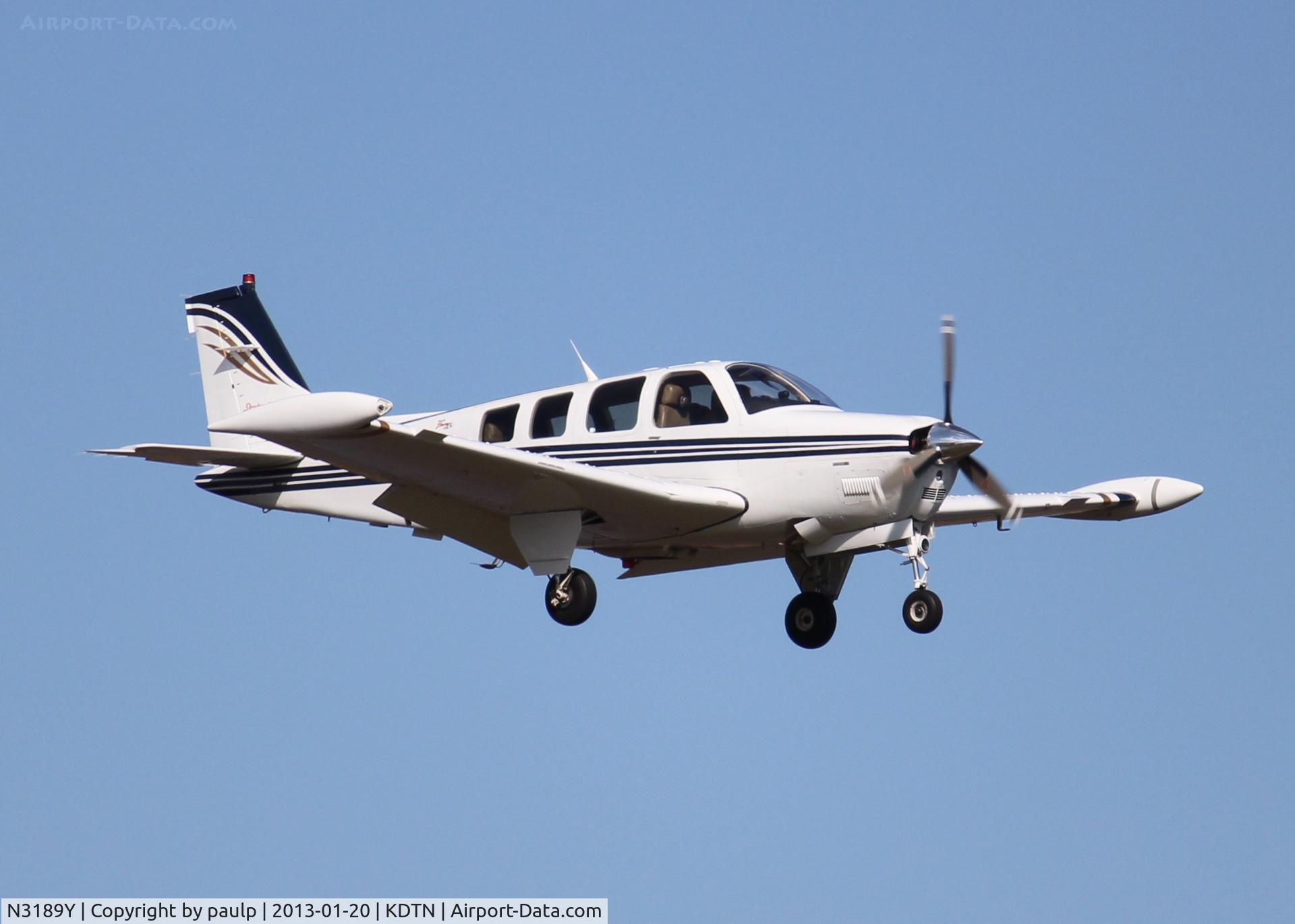 N3189Y, 2001 Raytheon Aircraft Company A36 Bonanza C/N E-3389, At Downtown Shreveport.