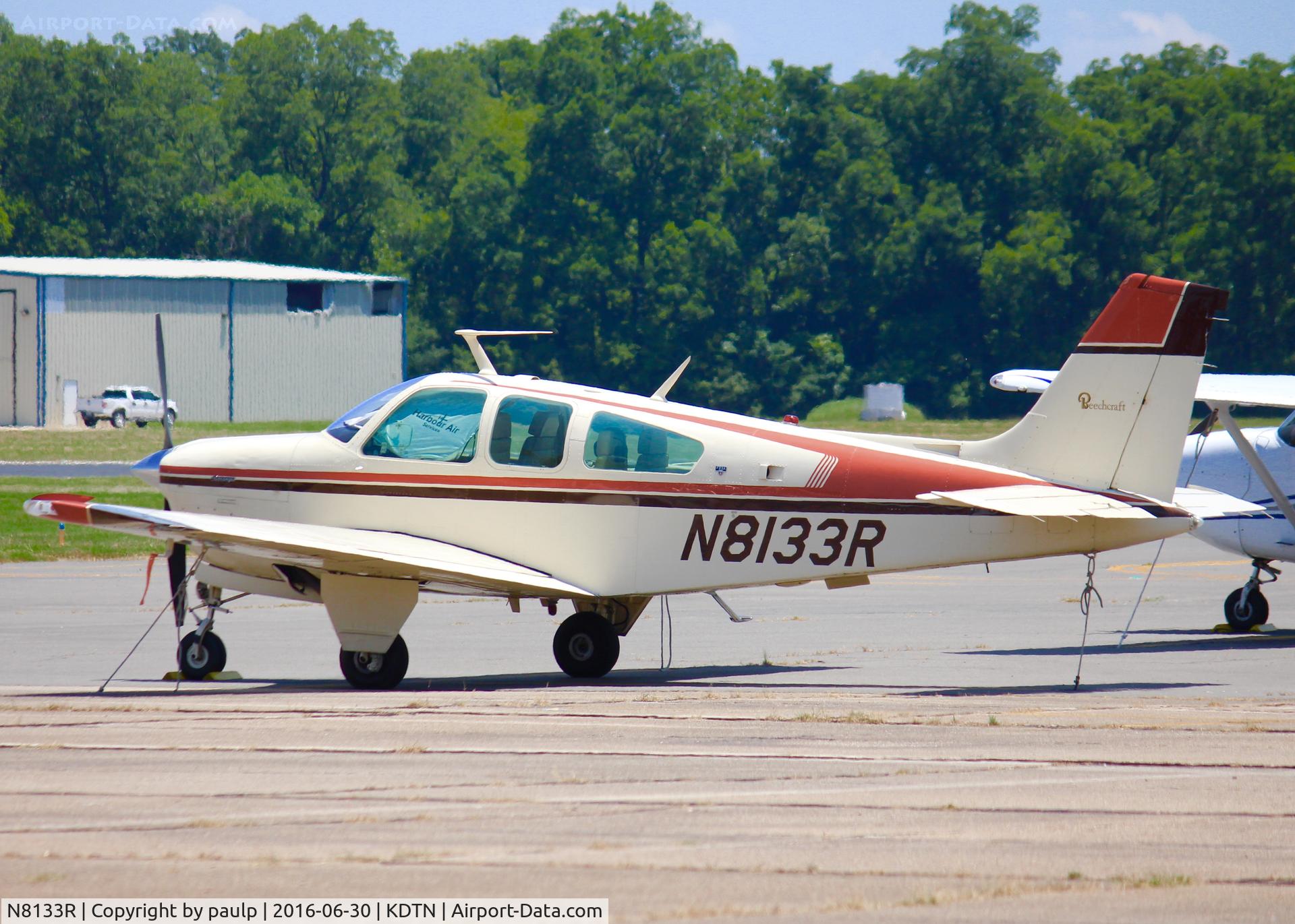 N8133R, 1974 Beech F33A Bonanza C/N CE-543, At Downtown Shreveport.